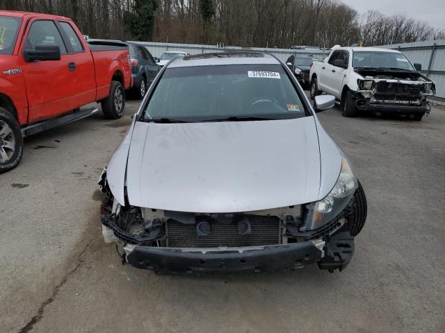 Photo 4 VIN: 1HGCP2F80BA114791 - HONDA ACCORD 