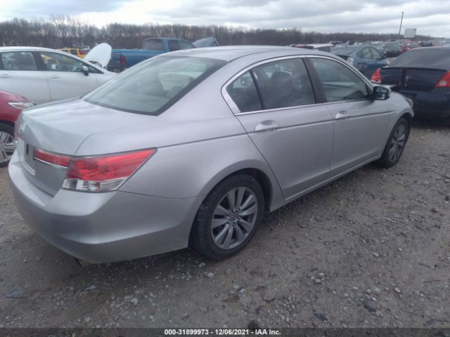 Photo 3 VIN: 1HGCP2F80BA126875 - HONDA ACCORD SDN 