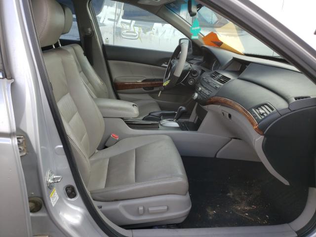 Photo 4 VIN: 1HGCP2F80BA131056 - HONDA ACCORD EXL 