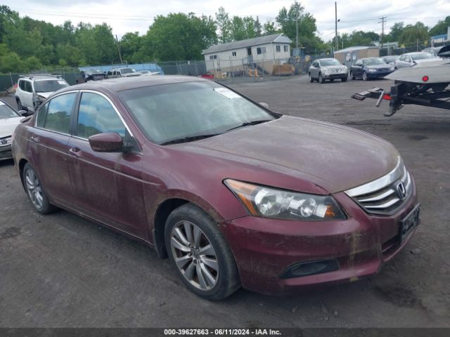 Photo 0 VIN: 1HGCP2F80BA152151 - HONDA ACCORD 