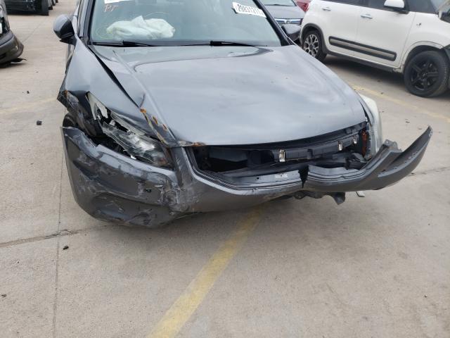 Photo 8 VIN: 1HGCP2F80CA035610 - HONDA ACCORD SDN 