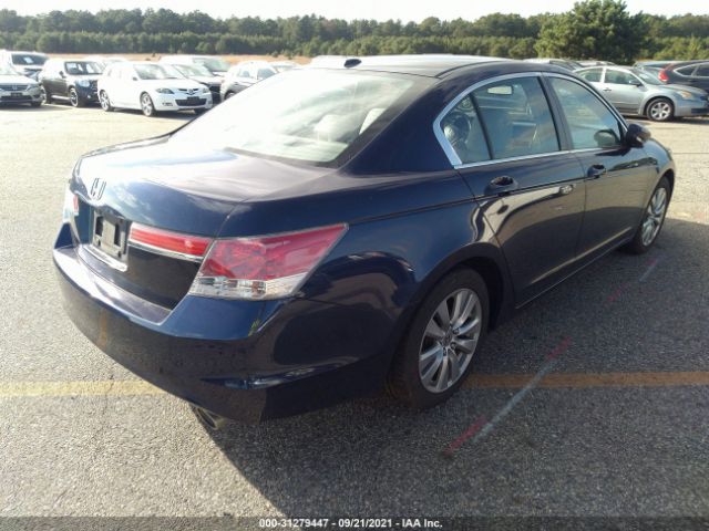 Photo 3 VIN: 1HGCP2F80CA078702 - HONDA ACCORD SDN 