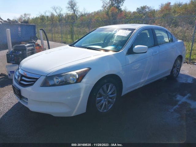 Photo 1 VIN: 1HGCP2F80CA108197 - HONDA ACCORD SDN 