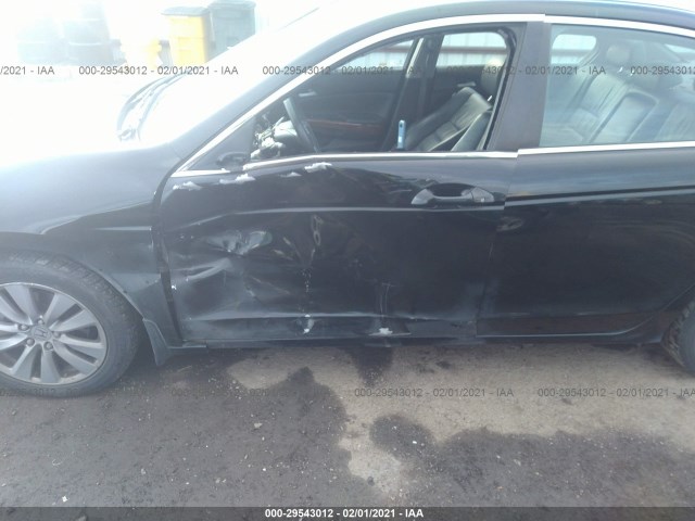 Photo 5 VIN: 1HGCP2F80CA135030 - HONDA ACCORD SDN 