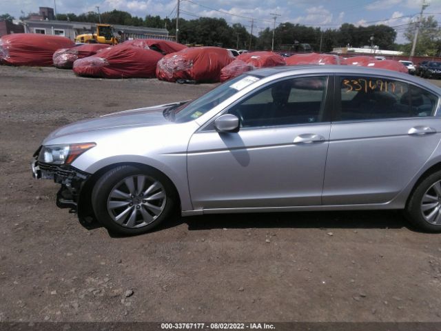 Photo 1 VIN: 1HGCP2F80CA140941 - HONDA ACCORD SDN 