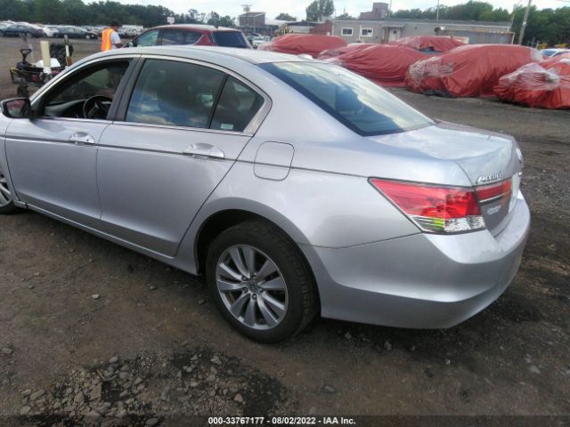 Photo 2 VIN: 1HGCP2F80CA140941 - HONDA ACCORD SDN 