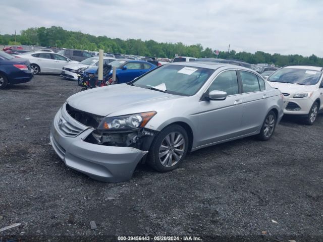 Photo 1 VIN: 1HGCP2F80CA153639 - HONDA ACCORD 