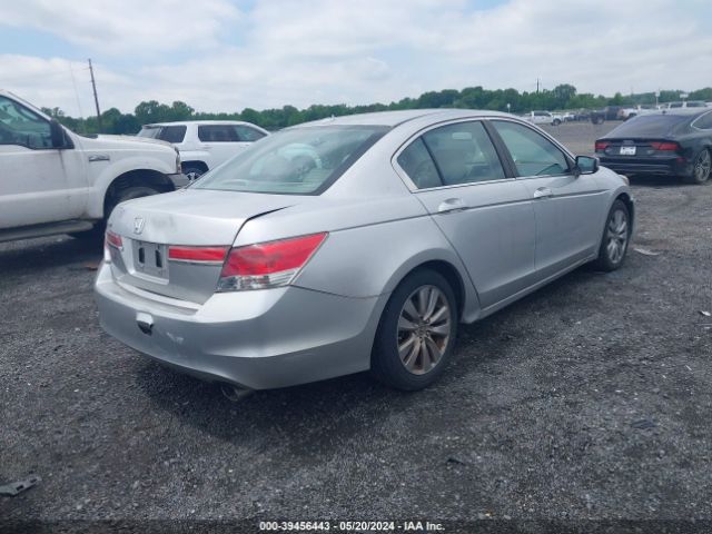 Photo 3 VIN: 1HGCP2F80CA153639 - HONDA ACCORD 