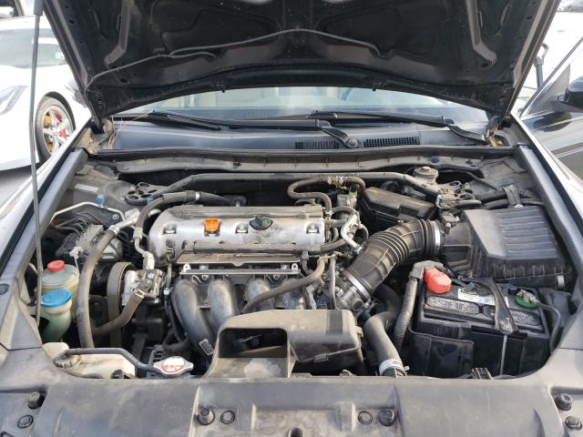 Photo 6 VIN: 1HGCP2F81AA009028 - HONDA ACCORD EXL 