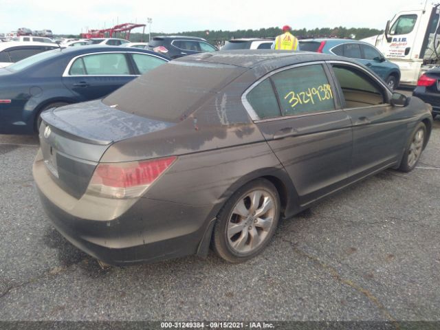 Photo 3 VIN: 1HGCP2F81AA009112 - HONDA ACCORD SDN 