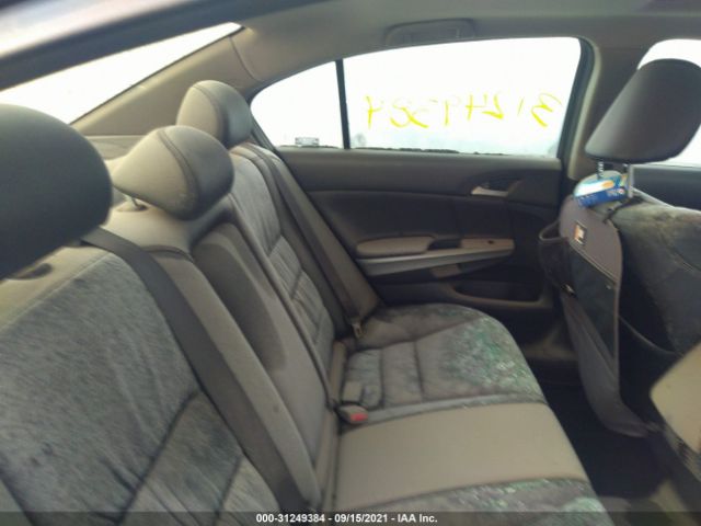 Photo 7 VIN: 1HGCP2F81AA009112 - HONDA ACCORD SDN 