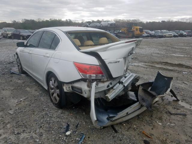 Photo 2 VIN: 1HGCP2F81AA021373 - HONDA ACCORD EXL 