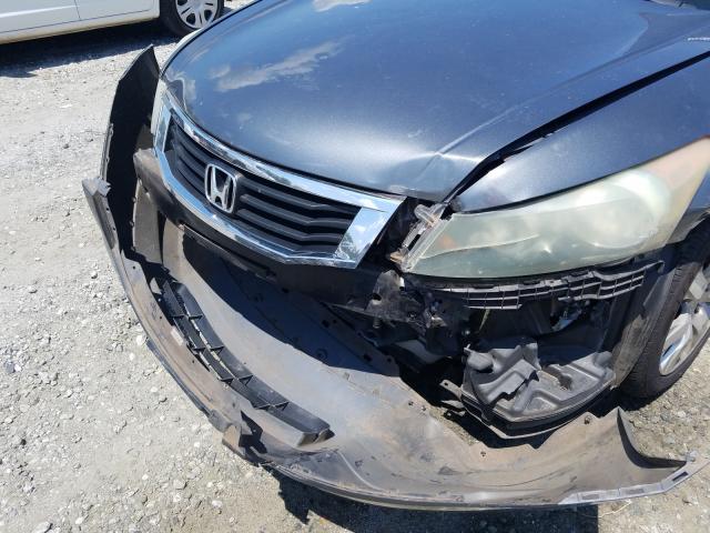 Photo 8 VIN: 1HGCP2F81AA024872 - HONDA ACCORD EXL 