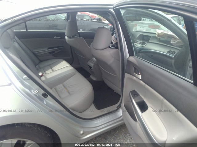 Photo 7 VIN: 1HGCP2F81AA083713 - HONDA ACCORD SDN 