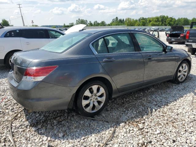 Photo 2 VIN: 1HGCP2F81AA096607 - HONDA ACCORD 