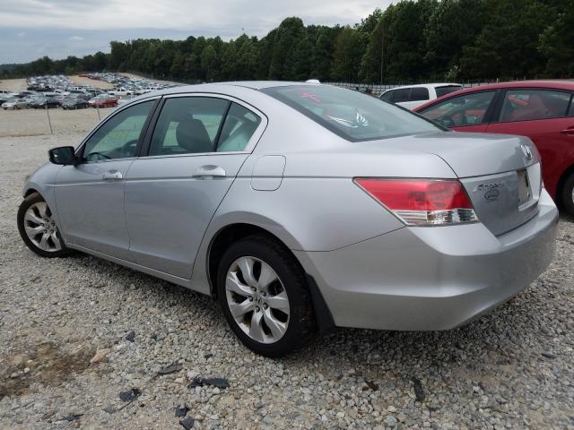 Photo 2 VIN: 1HGCP2F81AA106410 - HONDA ACCORD EXL 