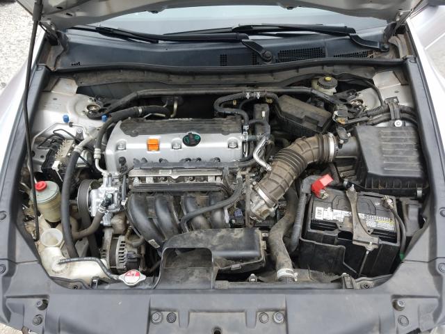 Photo 6 VIN: 1HGCP2F81AA106410 - HONDA ACCORD EXL 