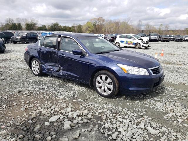 Photo 3 VIN: 1HGCP2F81AA133588 - HONDA ACCORD EXL 