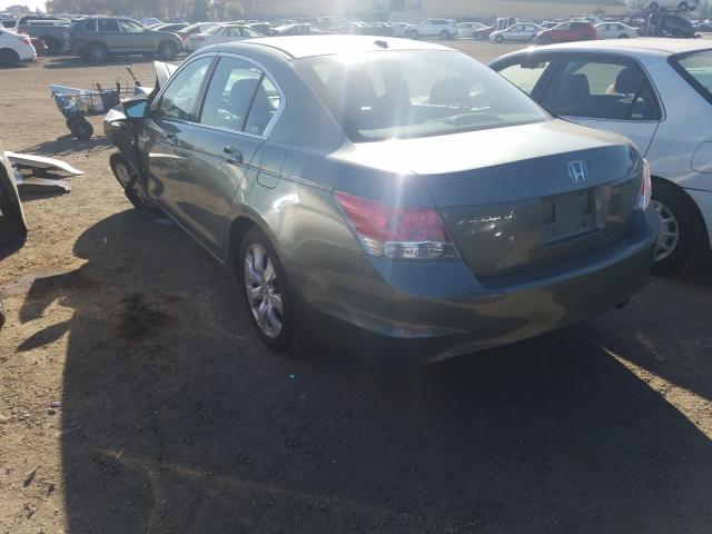 Photo 2 VIN: 1HGCP2F81AA135468 - HONDA ACCORD EXL 