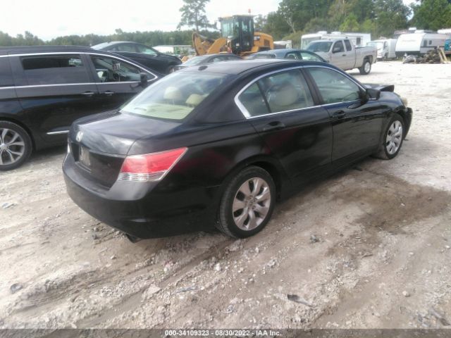 Photo 3 VIN: 1HGCP2F81AA177493 - HONDA ACCORD SDN 