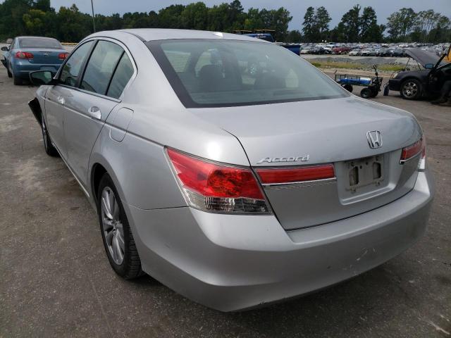 Photo 2 VIN: 1HGCP2F81BA009113 - HONDA ACCORD EXL 