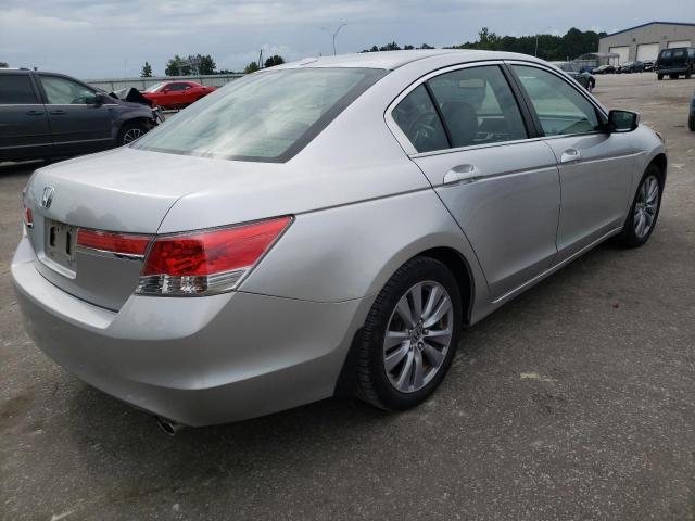 Photo 3 VIN: 1HGCP2F81BA009113 - HONDA ACCORD EXL 