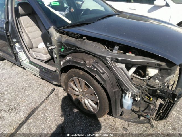 Photo 5 VIN: 1HGCP2F81BA039017 - HONDA ACCORD SDN 