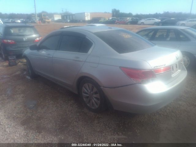 Photo 2 VIN: 1HGCP2F81BA039308 - HONDA ACCORD SDN 