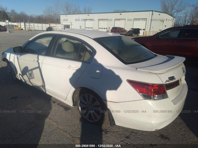 Photo 2 VIN: 1HGCP2F81BA050809 - HONDA ACCORD SDN 