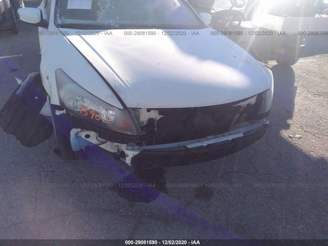 Photo 5 VIN: 1HGCP2F81BA050809 - HONDA ACCORD SDN 