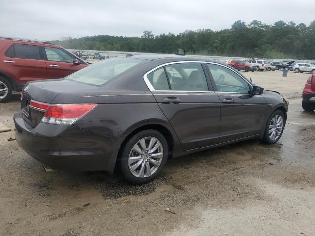 Photo 2 VIN: 1HGCP2F81BA050874 - HONDA ACCORD EXL 