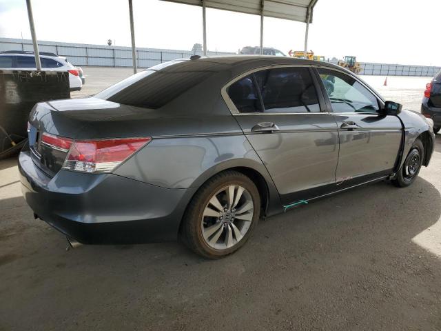 Photo 2 VIN: 1HGCP2F81BA071028 - HONDA ACCORD EXL 