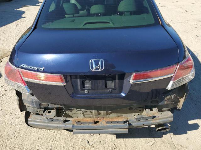 Photo 8 VIN: 1HGCP2F81BA109390 - HONDA ACCORD SDN 