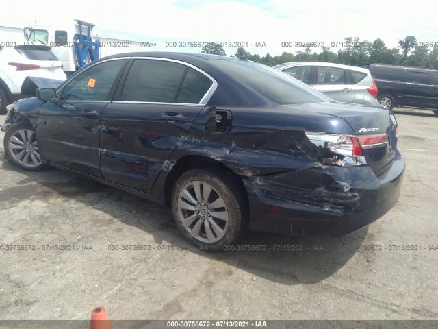 Photo 2 VIN: 1HGCP2F81BA109390 - HONDA ACCORD SDN 