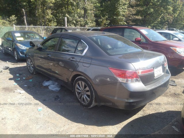 Photo 2 VIN: 1HGCP2F81BA156306 - HONDA ACCORD SDN 