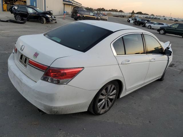 Photo 2 VIN: 1HGCP2F81CA074934 - HONDA ACCORD 