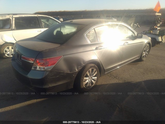 Photo 3 VIN: 1HGCP2F81CA081365 - HONDA ACCORD SDN 