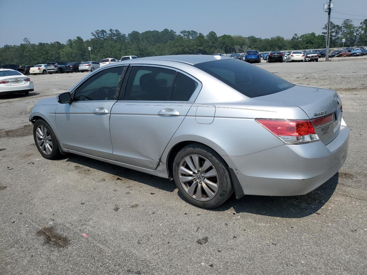 Photo 1 VIN: 1HGCP2F81CA148482 - HONDA ACCORD 