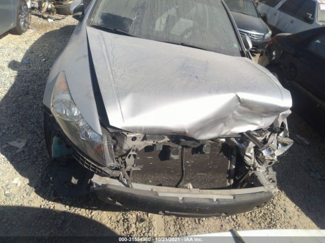 Photo 5 VIN: 1HGCP2F82AA024105 - HONDA ACCORD SDN 