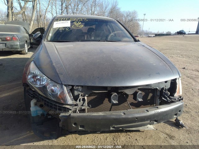 Photo 5 VIN: 1HGCP2F82AA048291 - HONDA ACCORD SDN 