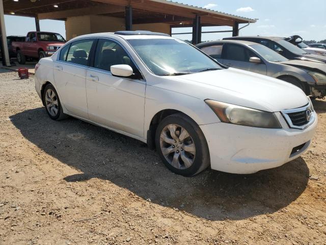 Photo 3 VIN: 1HGCP2F82AA068444 - HONDA ACCORD 