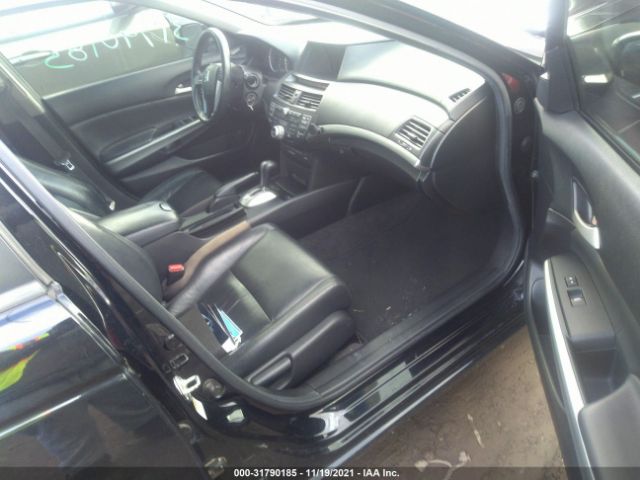 Photo 4 VIN: 1HGCP2F82AA088371 - HONDA ACCORD SDN 