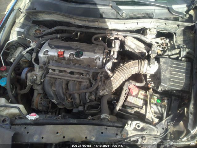 Photo 9 VIN: 1HGCP2F82AA088371 - HONDA ACCORD SDN 