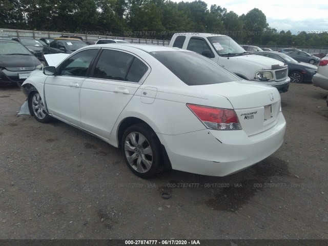 Photo 2 VIN: 1HGCP2F82AA092615 - HONDA ACCORD SDN 