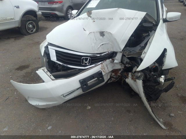 Photo 5 VIN: 1HGCP2F82AA092615 - HONDA ACCORD SDN 