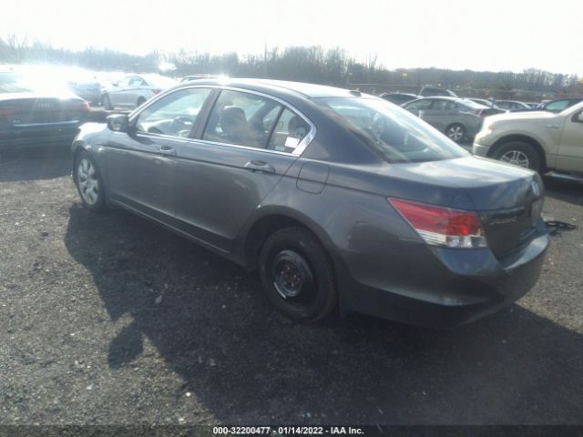 Photo 2 VIN: 1HGCP2F82AA134054 - HONDA ACCORD SDN 