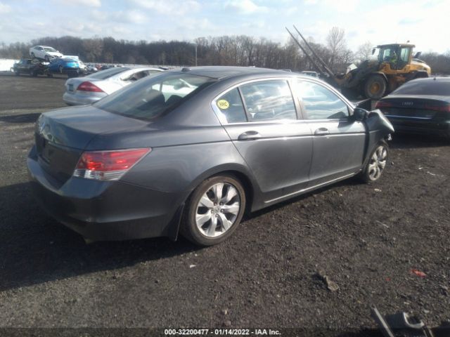 Photo 3 VIN: 1HGCP2F82AA134054 - HONDA ACCORD SDN 