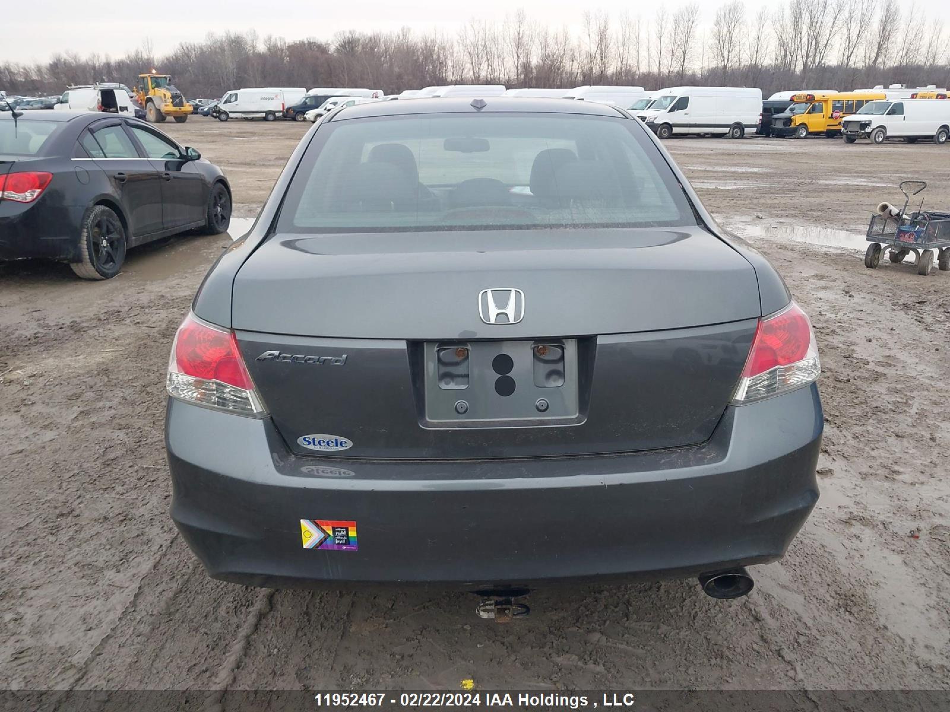 Photo 15 VIN: 1HGCP2F82AA807117 - HONDA ACCORD 