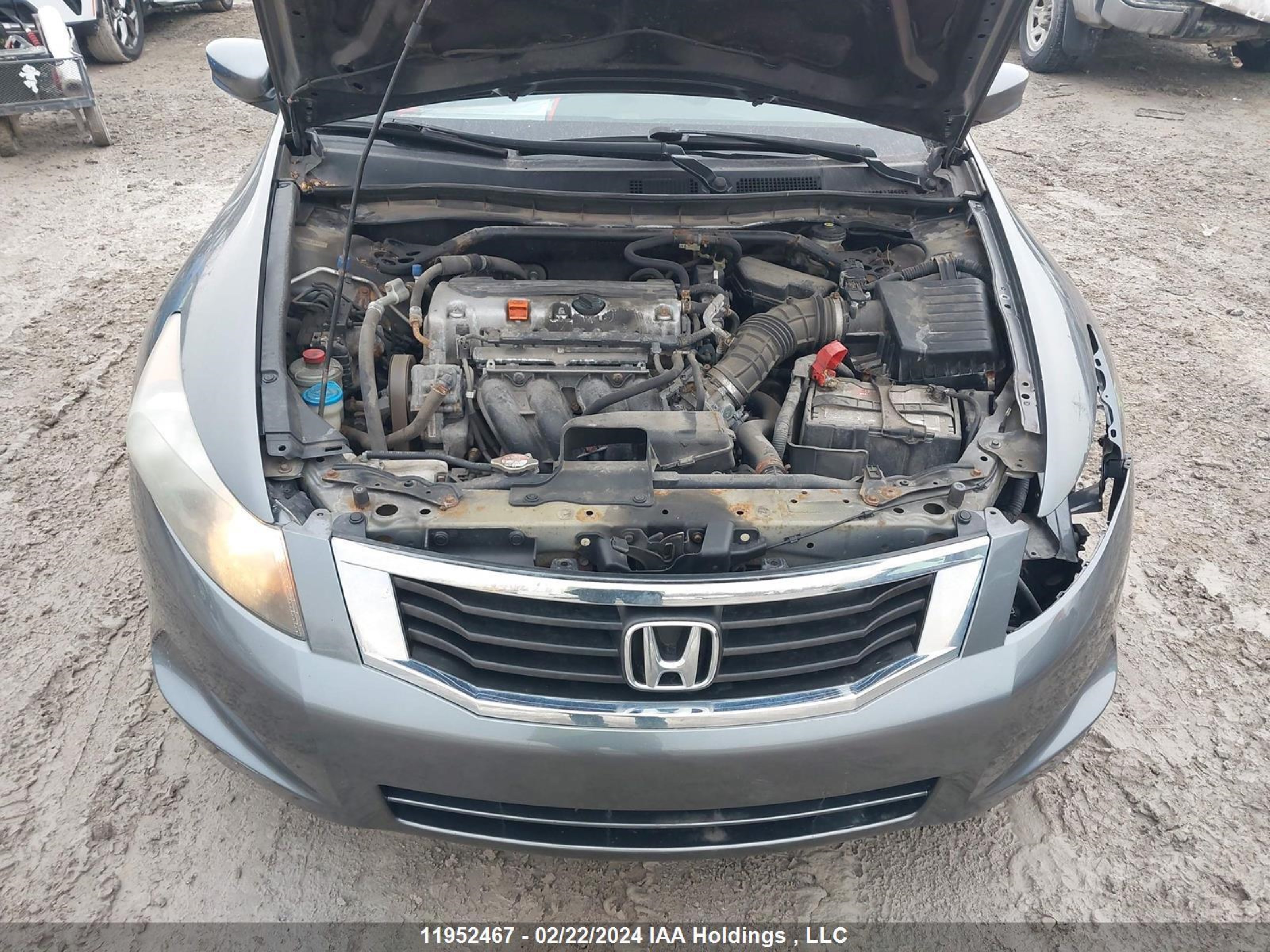 Photo 9 VIN: 1HGCP2F82AA807117 - HONDA ACCORD 