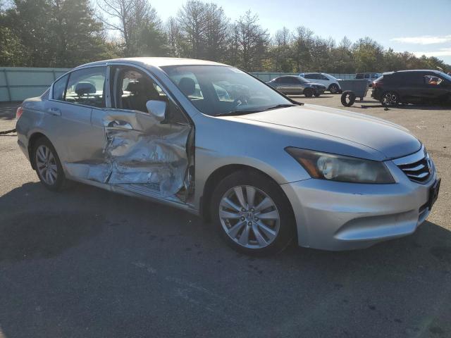 Photo 3 VIN: 1HGCP2F82BA000789 - HONDA ACCORD EXL 